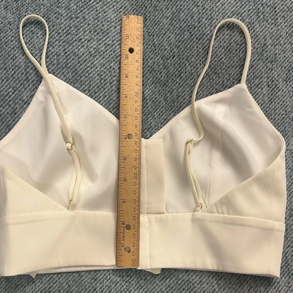 House of Harlow 1960 x Revolve White Crop Top Size Small - Picture 6 of 7